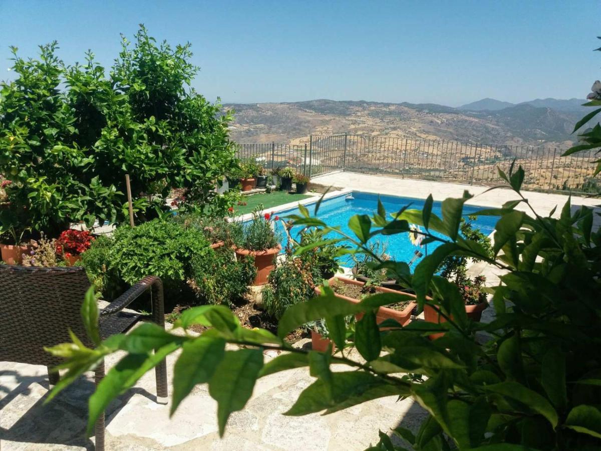 Georgia'S House Bed & Breakfast Fyti Dış mekan fotoğraf