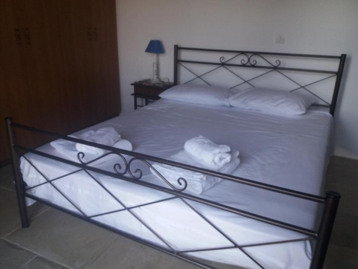 Georgia'S House Bed & Breakfast Fyti Dış mekan fotoğraf