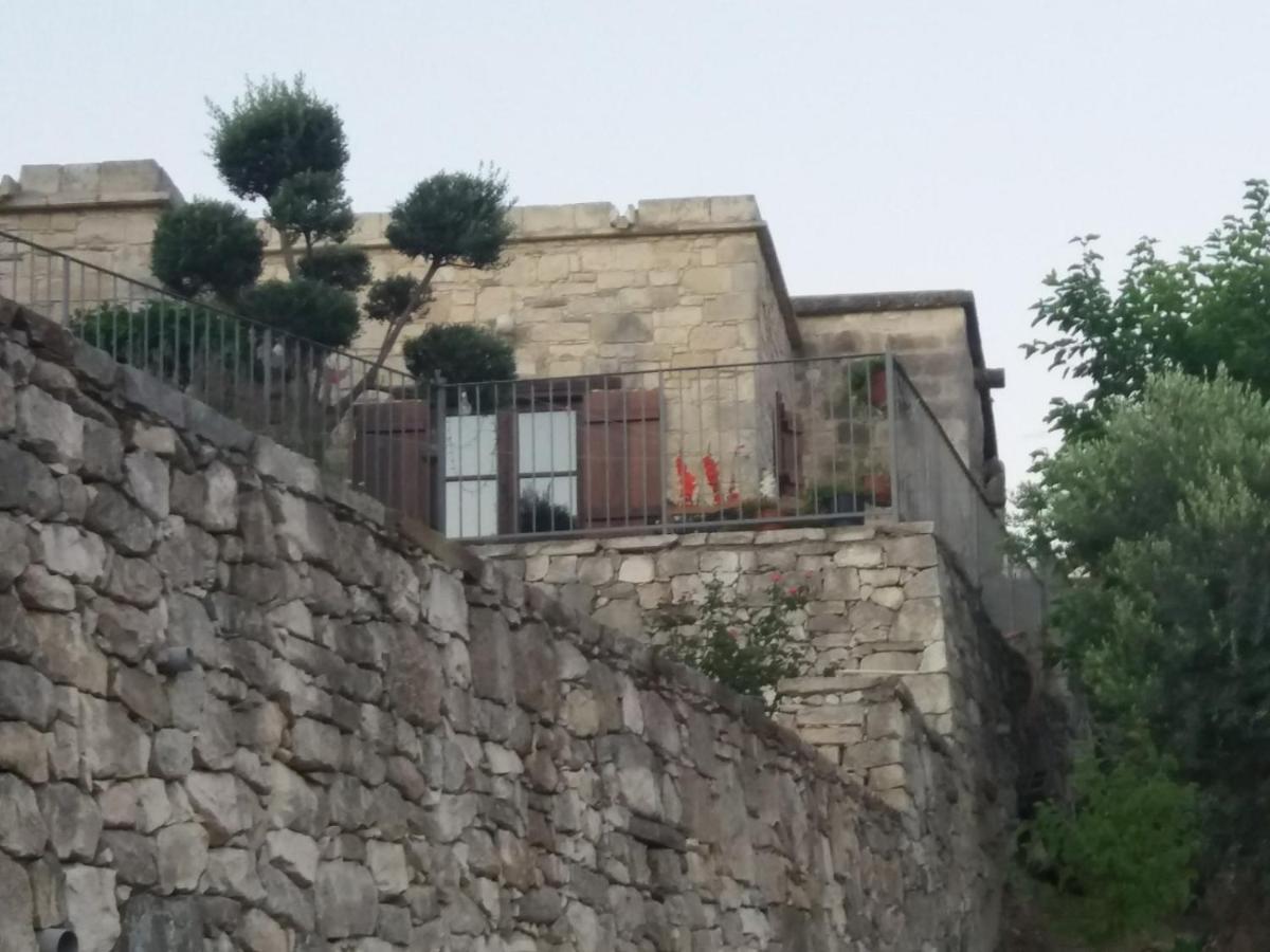 Georgia'S House Bed & Breakfast Fyti Dış mekan fotoğraf