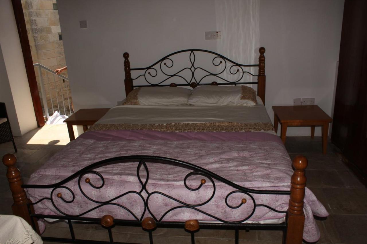 Georgia'S House Bed & Breakfast Fyti Dış mekan fotoğraf